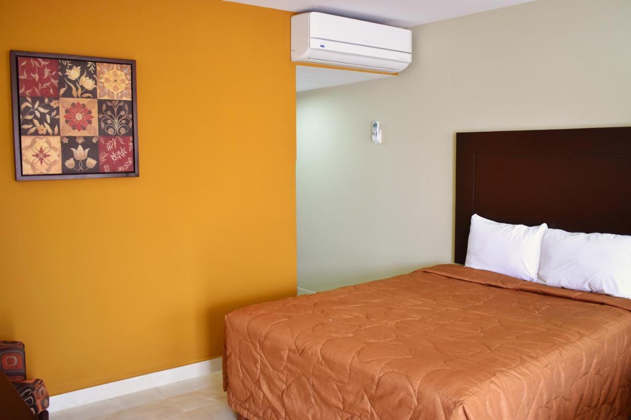El Camino Hotel&Suites Heroica Caborca Exterior foto
